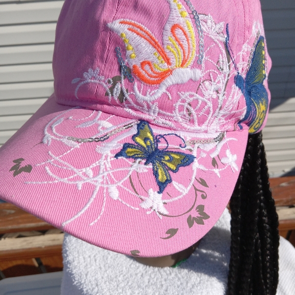 Designer Boxbraid Cap - Picture 6 of 13